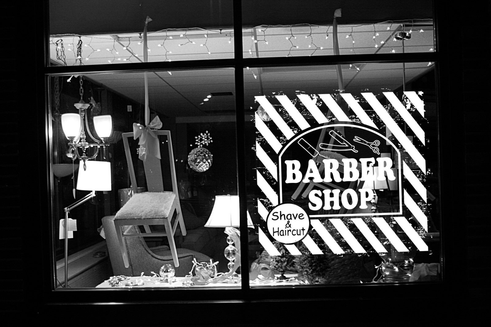 http://s8.picofile.com/file/8337261050/barbers_333_.jpg