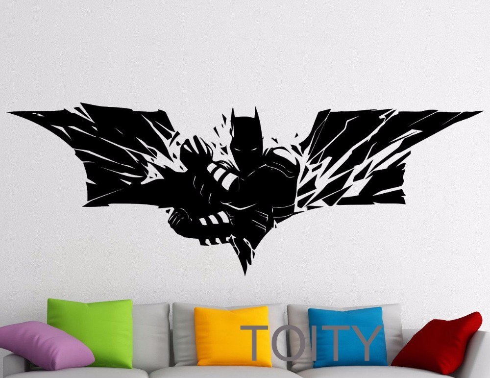 http://s8.picofile.com/file/8338648776/Batman_7_.jpg