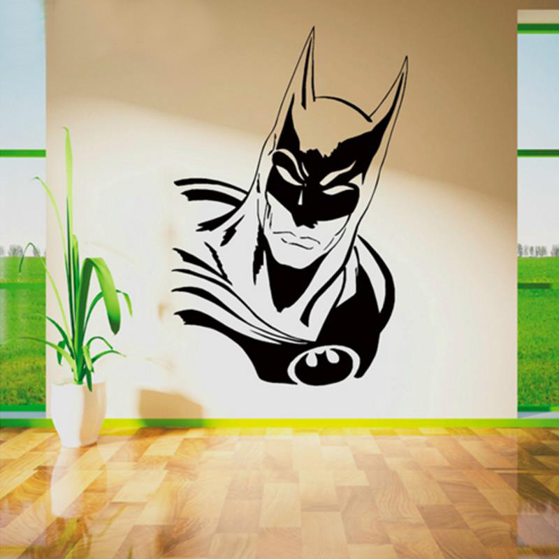 http://s8.picofile.com/file/8338648892/Batman_12_.jpg