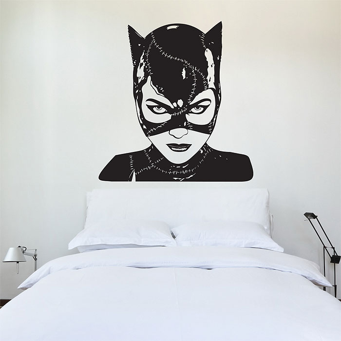 http://s8.picofile.com/file/8338649134/Batman_21_.jpg