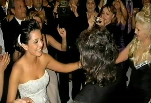 http://s8.picofile.com/file/8339937726/Mansour_Sogol_Wedding_5.jpg