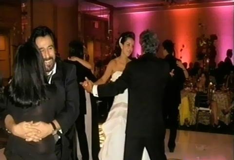 http://s8.picofile.com/file/8339937918/Mansour_Sogol_Wedding_11.jpg