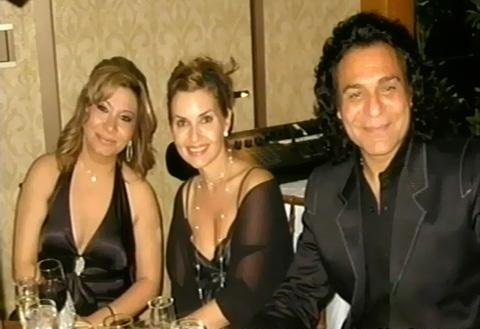 http://s8.picofile.com/file/8339937950/Mansour_Sogol_Wedding_14.jpg