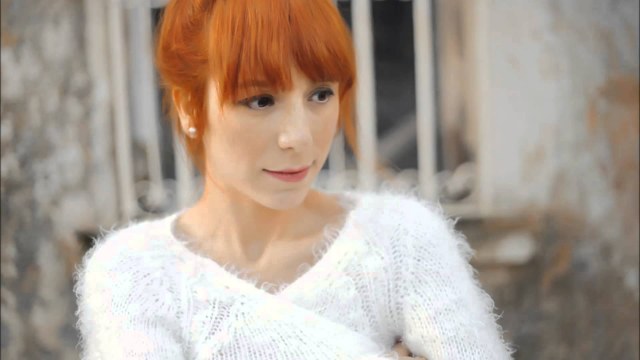 Burcu Tatlıses-Uzaklar 2018 Burcu Tatlıses-Uzaklar 2018