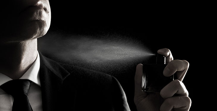 http://s8.picofile.com/file/8341523718/perfume_attraction.jpg