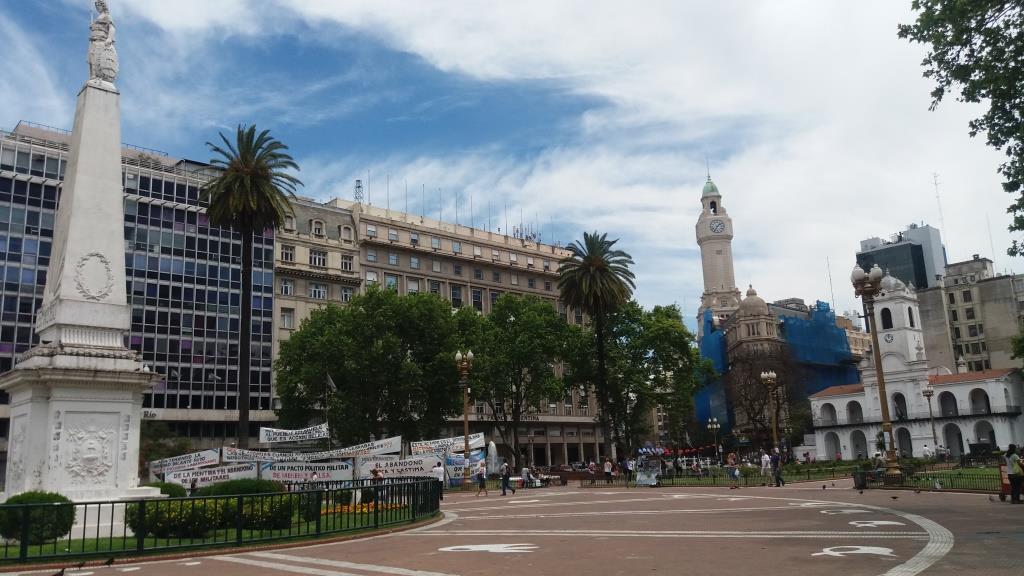 http://s8.picofile.com/file/8341535818/20151108_133735.jpg