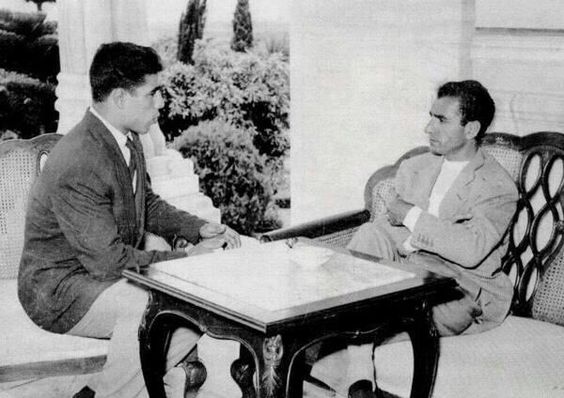 تصویری از محمد رضا شاه و غلامرضا تختی