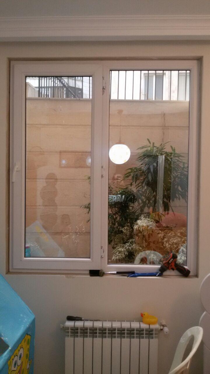 تعویض شیشه دوجداره مات با شیشه دوجداره ساده
