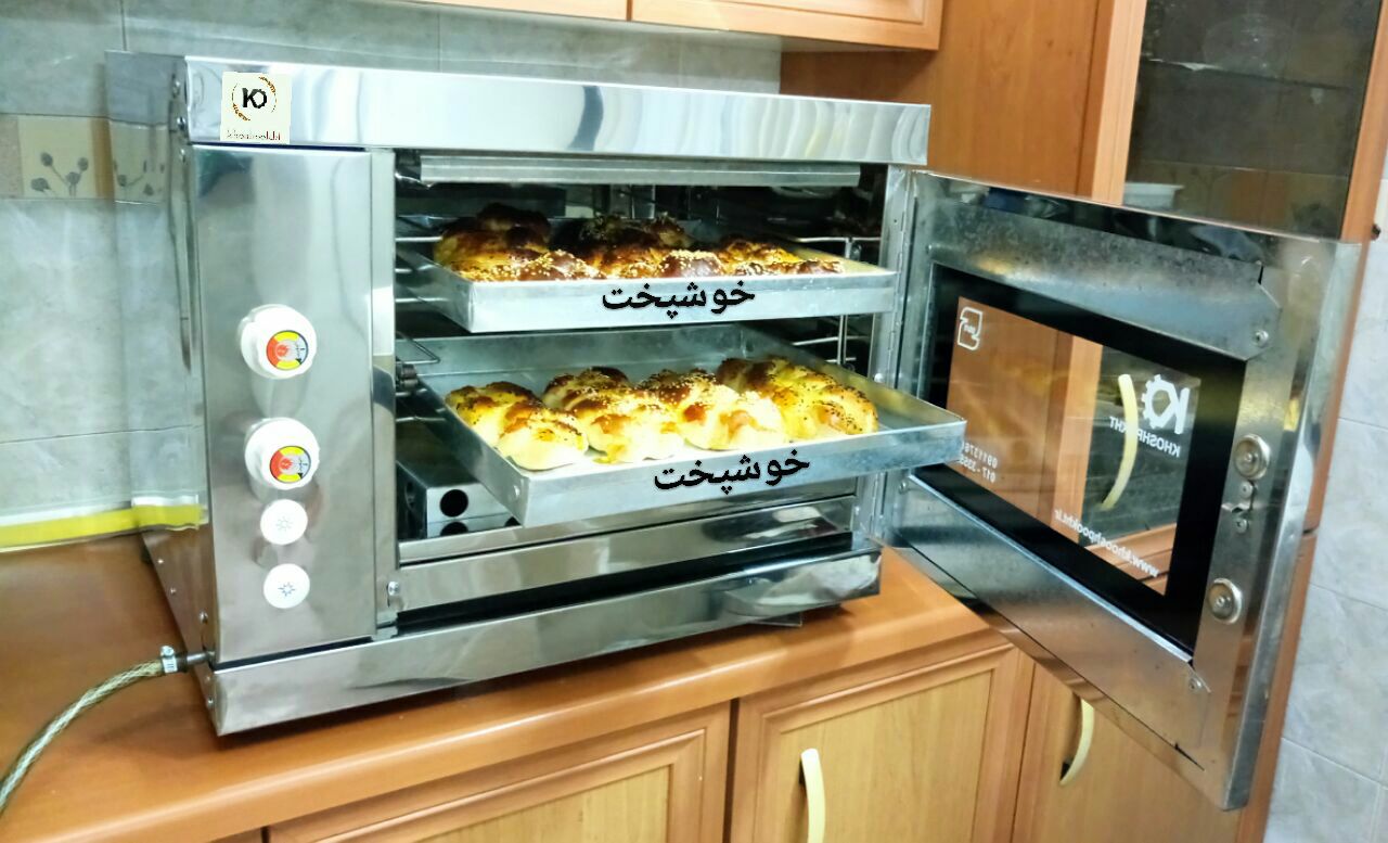 پخت نان در تنورگازی پخت نان در تنورگازی