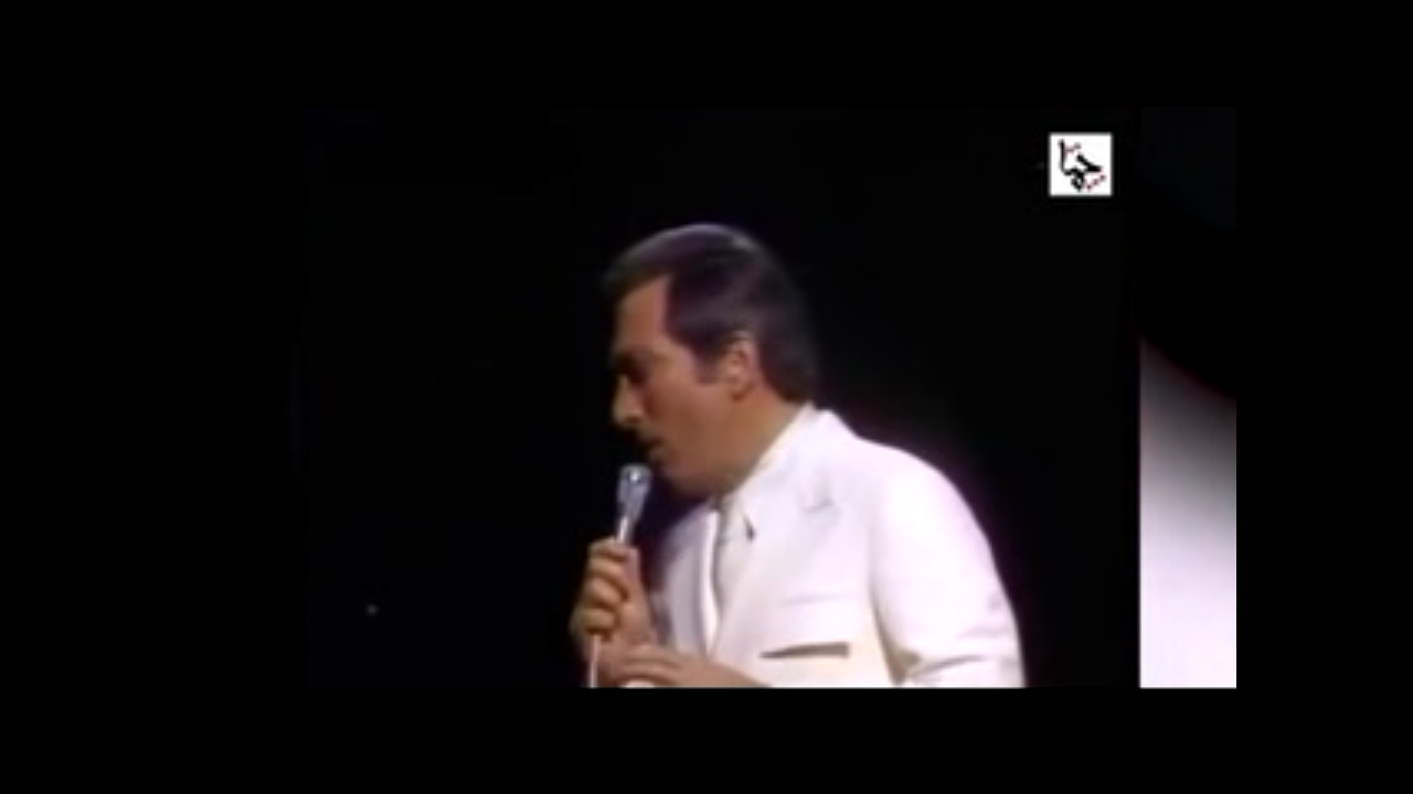  Andy Williams