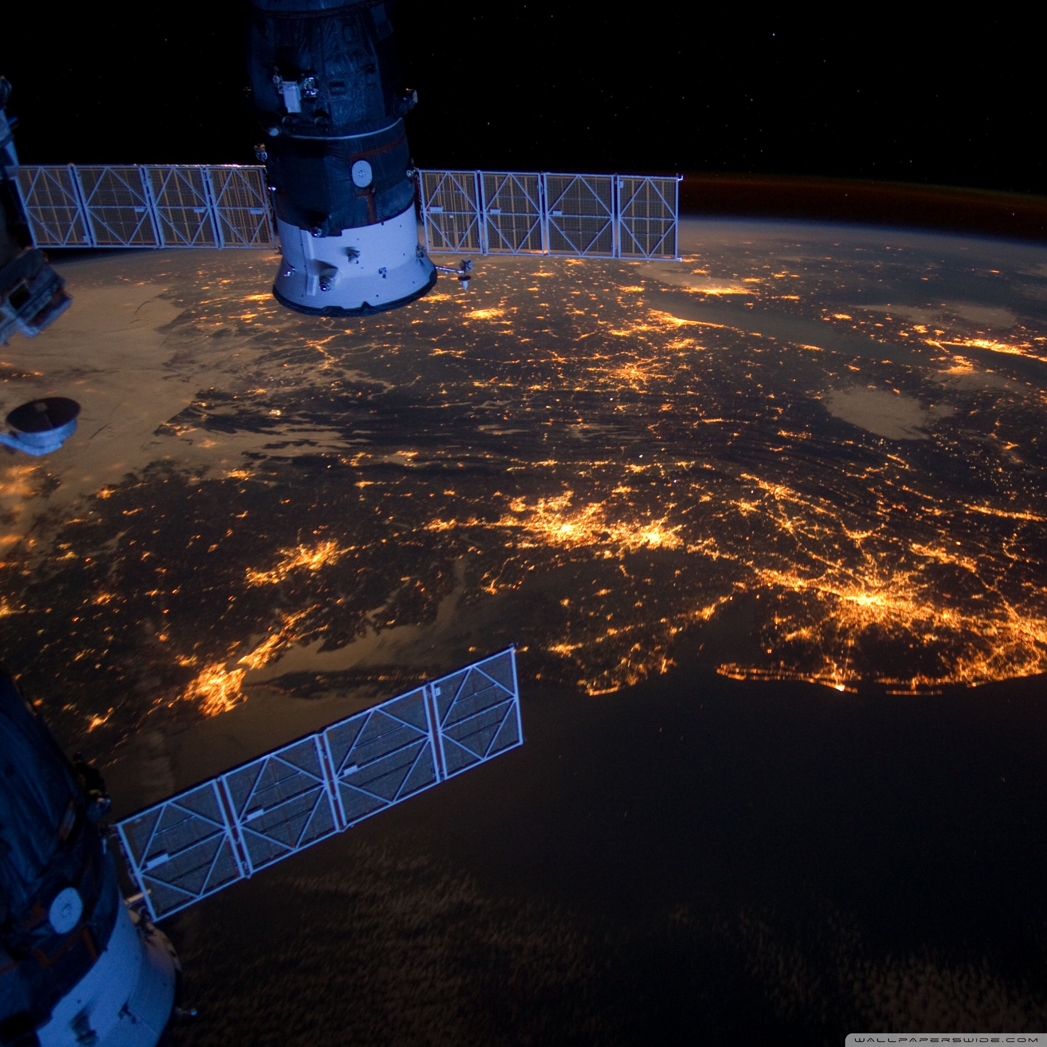 atlantic_coast_at_night_nasa_international_space_station_wallpaper