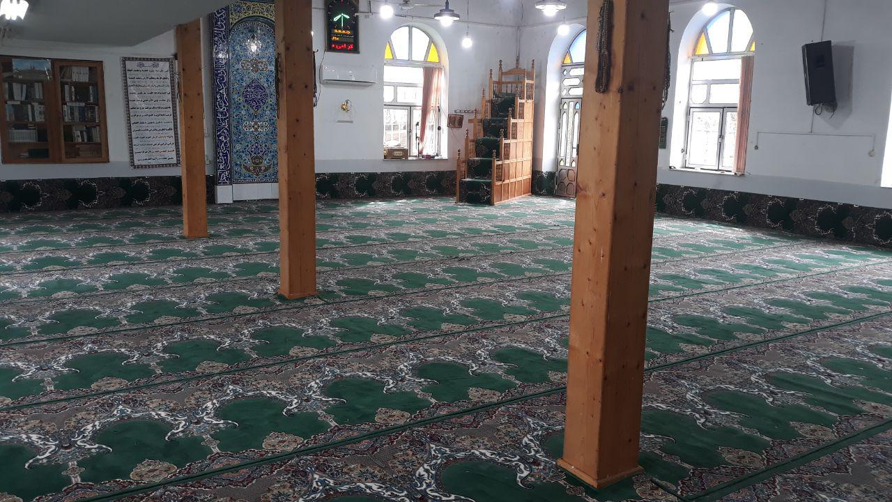 مفروش نمودن مسجد سیدالشهدا(ع)  گچسر
