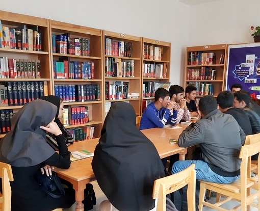 نشست کتابخوان کتابخانه ای 